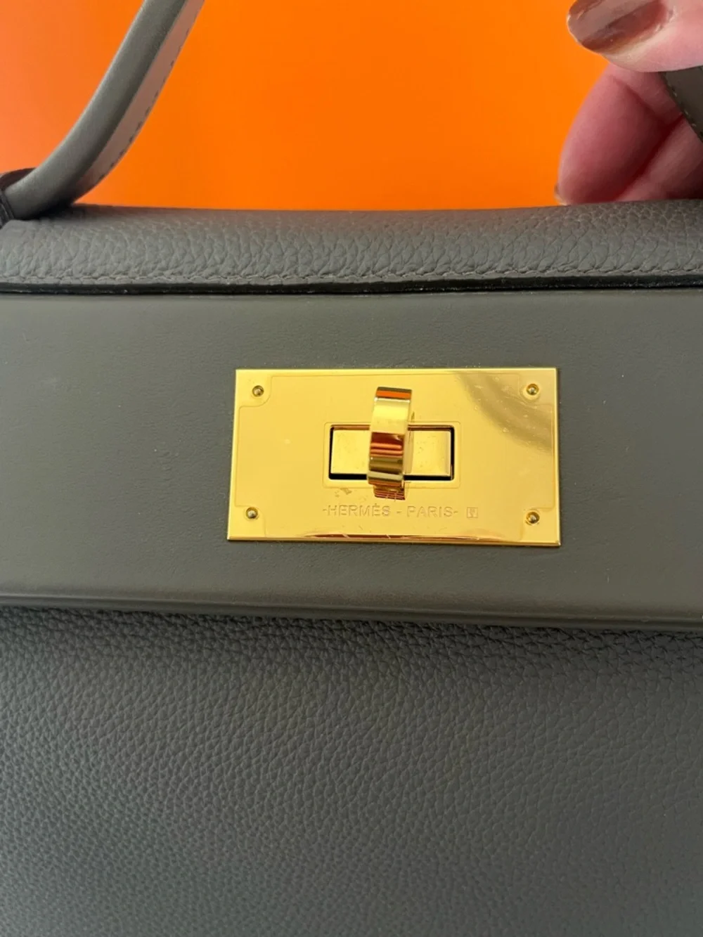 Hermes 24/24 29 bag in etain togo and swift calfskin leather with gold hardware - Picture 2 of 10